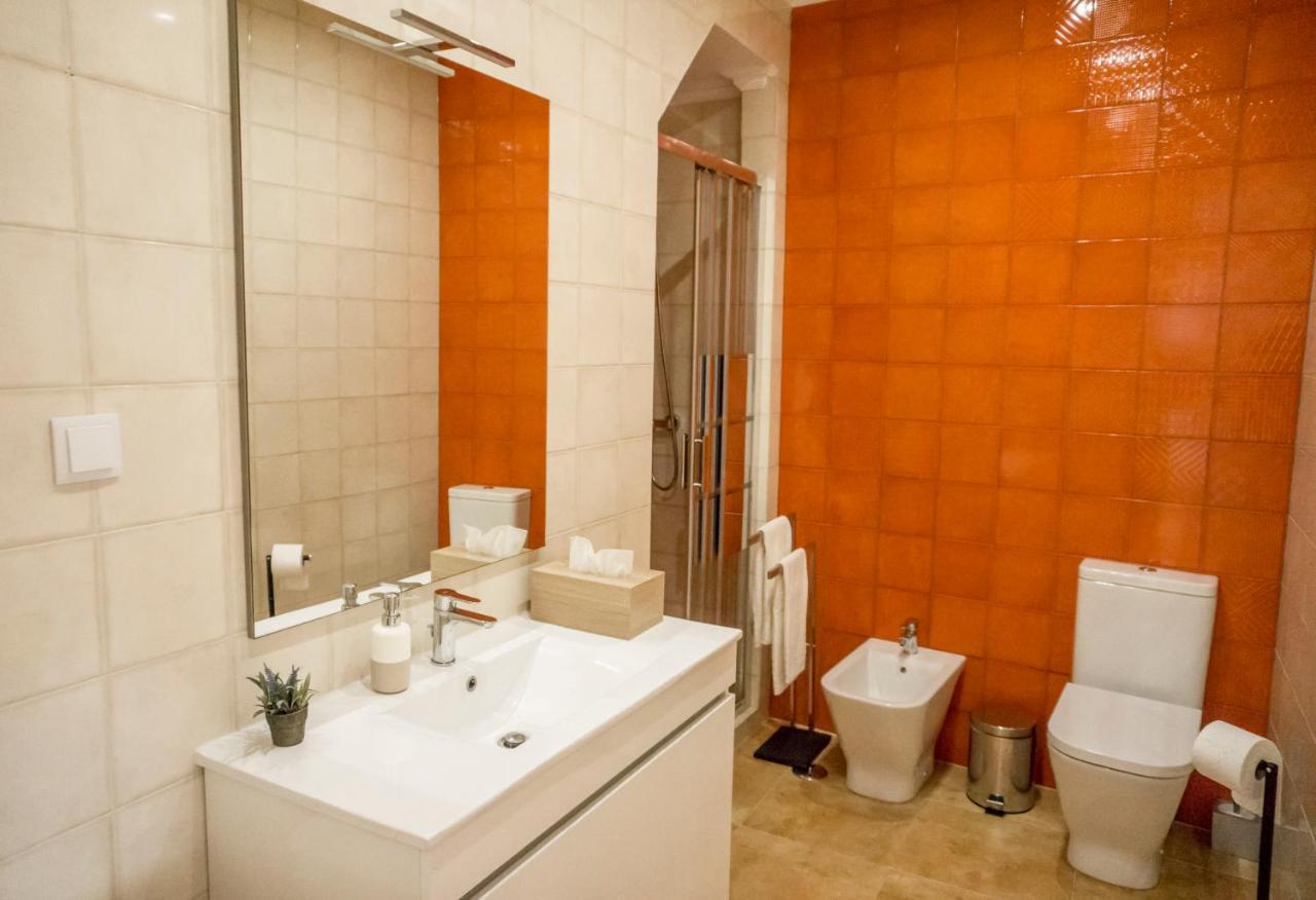 מלון לאגוּ‏ש Lalitana Townhouse מראה חיצוני תמונה